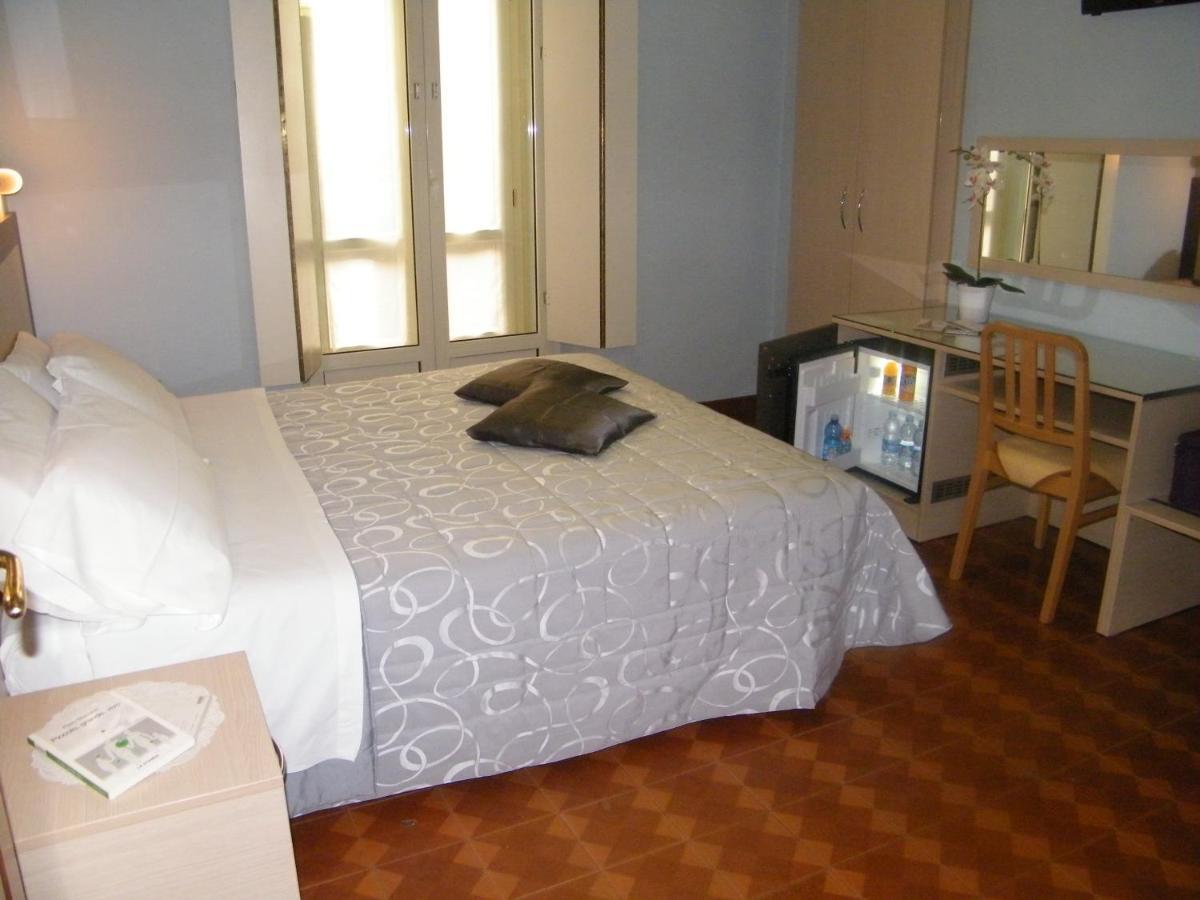 Albergo Alba Torino Centro Esterno foto